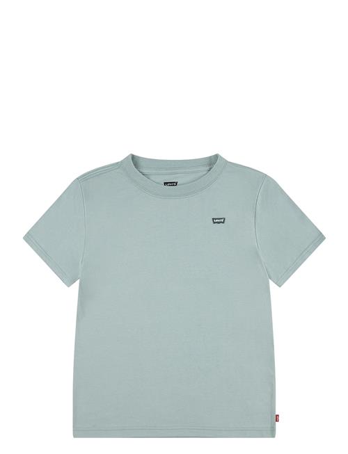 Se Levi's Levi's® Batwing Chest Hit Tee Levi's Green ved Booztlet