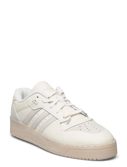 Se adidas Originals Rivalry Low Adidas Originals Cream ved Booztlet