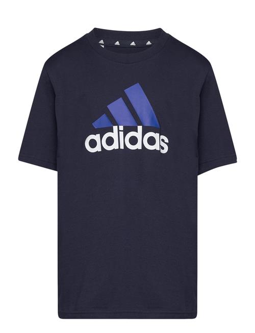 Se adidas Sportswear U Bl 2 Tee Adidas Sportswear Navy ved Booztlet