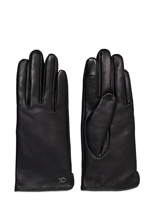 Se Calvin Klein Ck Metal Leather Gloves Calvin Klein Black ved Booztlet