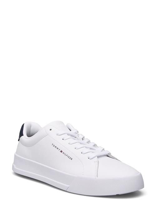 Se Tommy Hilfiger Th Court Leather Grain Ess Tommy Hilfiger White ved Booztlet