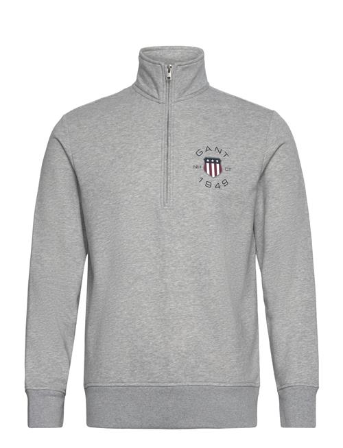 Se GANT Print Half Zip GANT Grey ved Booztlet