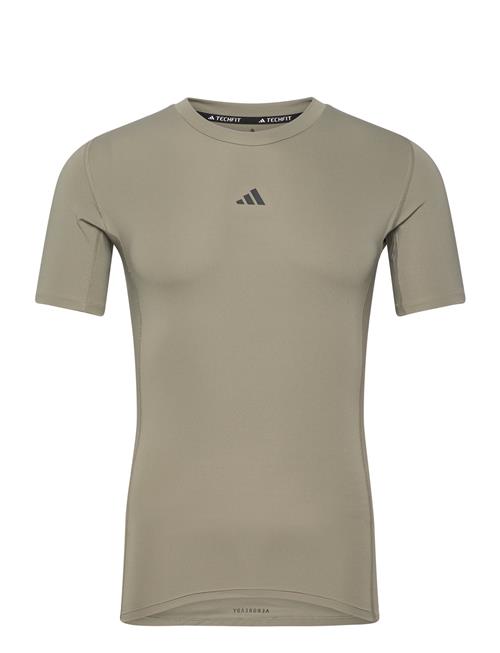 Se adidas Performance Tf Tee Adidas Performance Khaki ved Booztlet