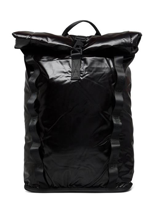 Se Rains Sibu Rolltop Rucksack W3 Rains Black ved Booztlet