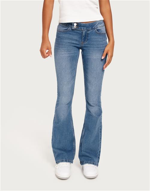 Se Vero Moda - Blå - Vmsigi Lr Db Button Sk Flar Jeans V ved Nelly