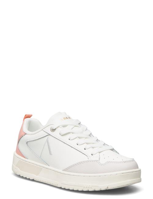 Se ARKK Copenhagen Visuklass Leather Stratr65 White Pe ARKK Copenhagen White ved Booztlet