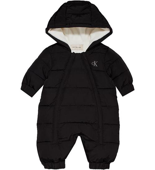 Se Calvin Klein Calvin Klein Flyverdragt - Sort ved KidsWorld