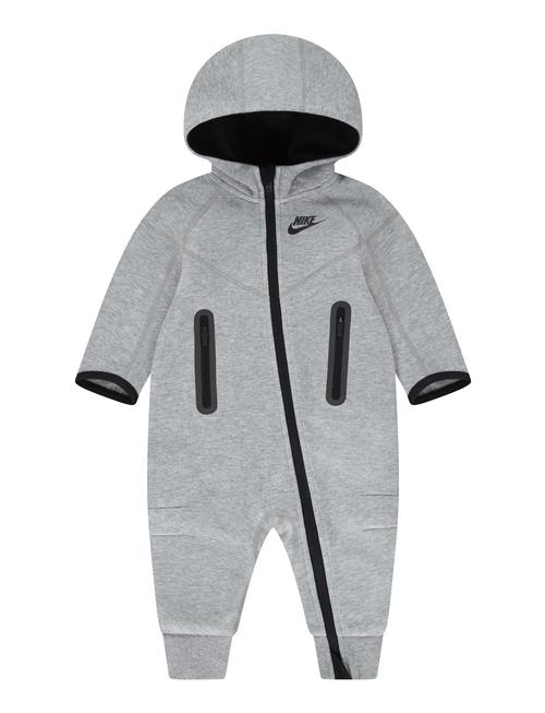 Se Nike Nike Tech Fleece Hooded Coverall Nike Grey ved Booztlet