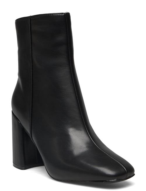 Se Steve Madden Streams Bootie Steve Madden Black ved Booztlet