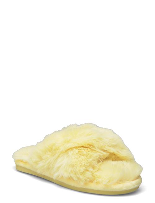 Se Hunkemöller Lily Fake Fur Slipper Hunkemöller Yellow ved Booztlet