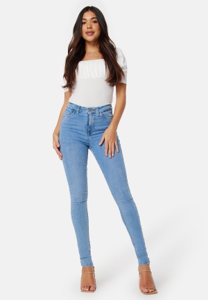 Se Happy Holly Amy Push Up Jeans Light blue 34R ved Bubbleroom