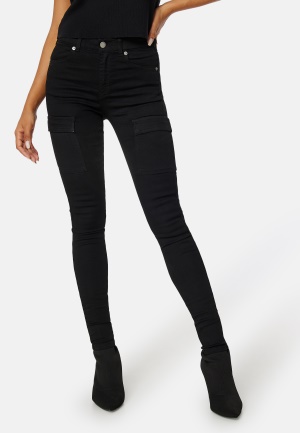 Se Dr. Denim Lexy Cargo 101 Black L ved Bubbleroom