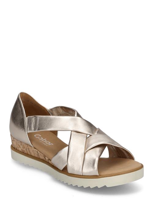 Se Gabor Wedge Sandal Gabor Gold ved Booztlet