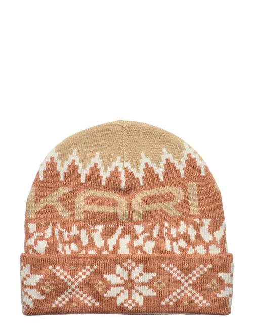 Se Kari Traa Khloe Beanie Kari Traa Beige ved Booztlet