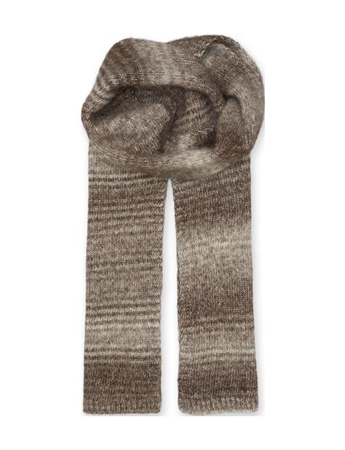 Se Becksöndergaard Lenny Scarf Becksöndergaard Brown ved Booztlet