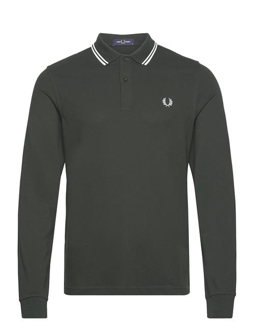 Se Fred Perry Ls Twin Tipped Shirt Fred Perry Khaki ved Booztlet