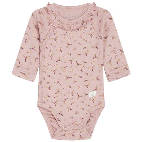 Se Hust&Claire GOTS Bing Blomstret Wrap Body Dusty Rose | Lyserød | 56 cm ved Babyshop