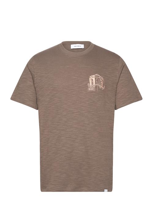 Les Deux Hotel T-Shirt Les Deux Brown