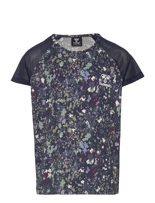 Se Hummel Hmltessa T-Shirt S/S Hummel Navy ved Booztlet