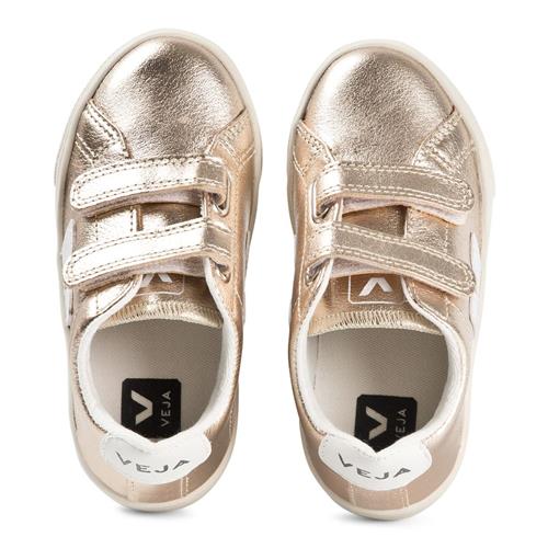 Se Veja Esplar Sneakere Guld metalliske | Lyserød | 26 EU ved Babyshop