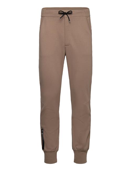 Se Sail Racing Race Edition Pant Sail Racing Brown ved Booztlet