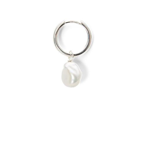 Se Yab Studio Pearl Hoop Small - 15mm Sølv ved Quint