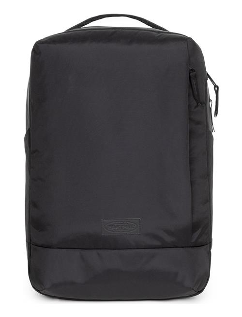 Se Eastpak Tecum F Eastpak Black ved Booztlet