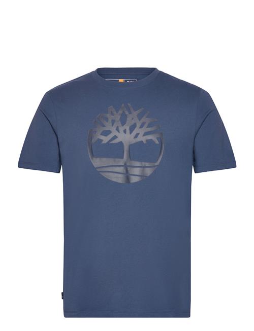 Se Timberland Kennebec River Tree Logo Short Sleeve Tee Dark Denim/Dark Sapphire Timberland Blue ved Booztlet