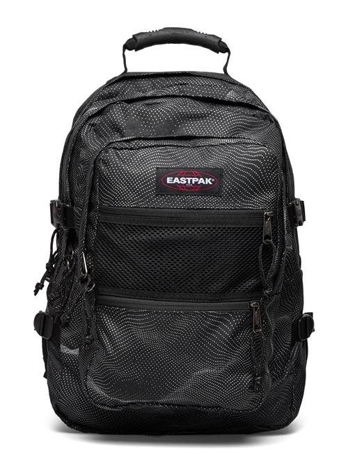 Se Eastpak Crosser Eastpak Black ved Booztlet