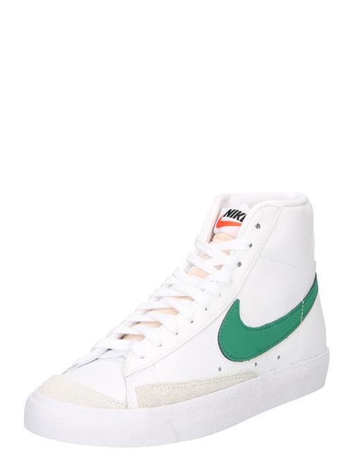 Se Nike Sportswear Sneaker high 'Blazer Mid 77'  lysegrå / grøn / hvid ved About You