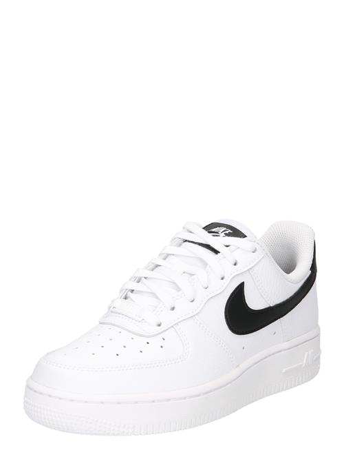 Nike Sportswear Sneaker low 'AIR FORCE 1 07'  sort / hvid