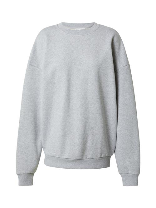 Se millane Sweatshirt 'Cassandra'  grå-meleret ved About You