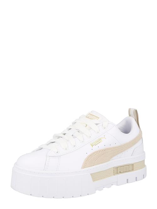 Se PUMA Sneaker low 'Mayze'  chamois / guld / hvid ved About You