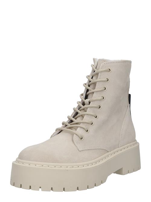 Se STEVE MADDEN Snørestøvletter 'Skylar'  beige ved About You