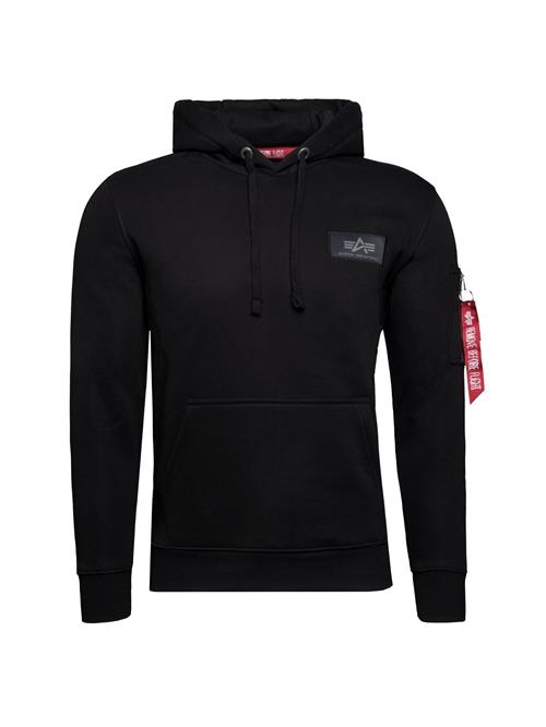 Se ALPHA INDUSTRIES Sweatshirt  grå / basalgrå / sort / hvid ved About You