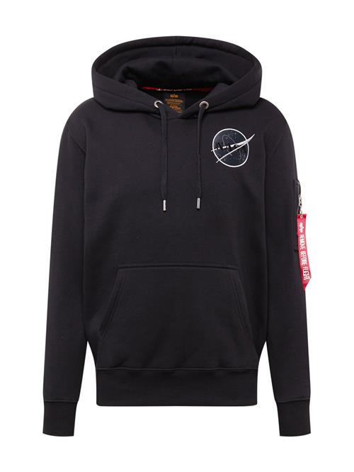 Se ALPHA INDUSTRIES Sweatshirt 'Dark Side'  marin / grå / sort / hvid ved About You