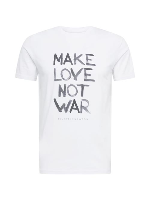 Se EINSTEIN & NEWTON Bluser & t-shirts 'No War'  mørkegrå / hvid ved About You