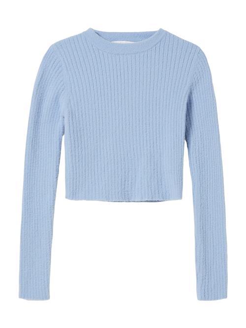 Se Bershka Pullover  lyseblå ved About You