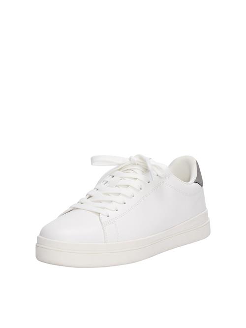 Se Pull&Bear Sneaker low  basalgrå / hvid ved About You