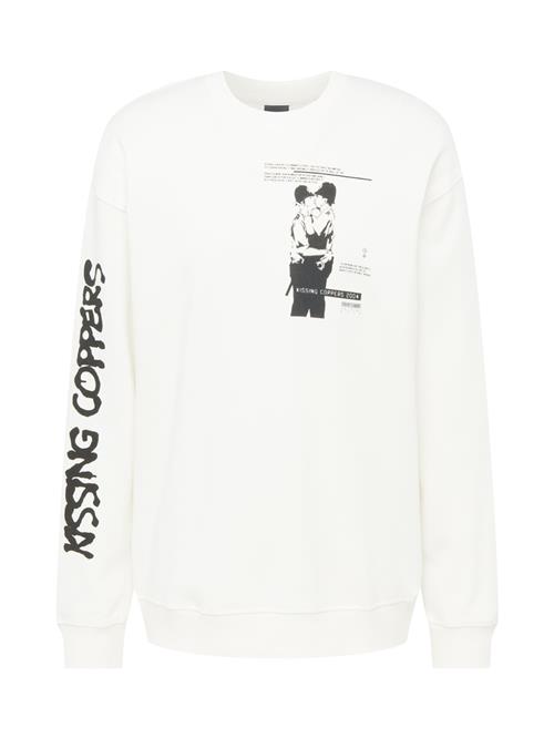 Se Only & Sons Sweatshirt 'Banksy'  sort / hvid ved About You