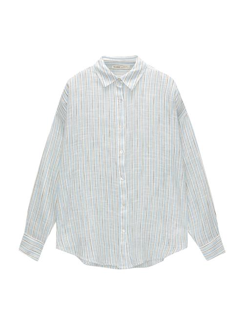 Pull&Bear Bluse  lyseblå / sort / hvid