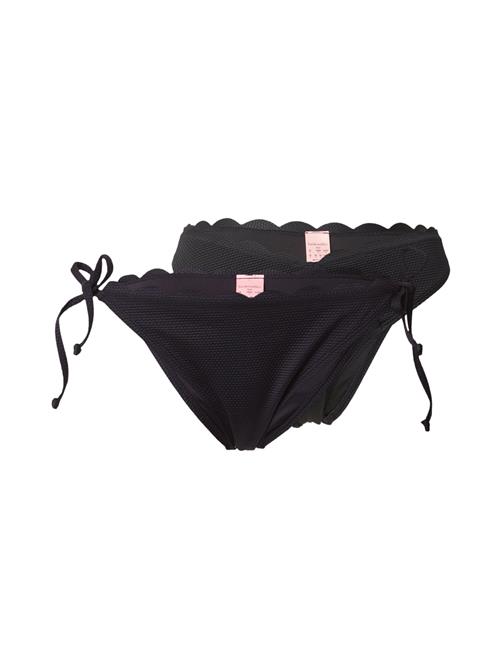 Se Hunkemöller Bikinitrusse 'Scallop'  sort ved About You