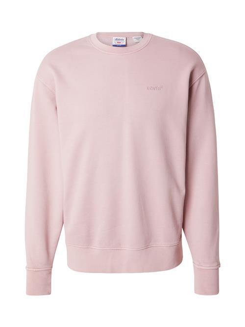 Se LEVI'S ® Sweatshirt 'AUTHENTIC'  lyserød ved About You