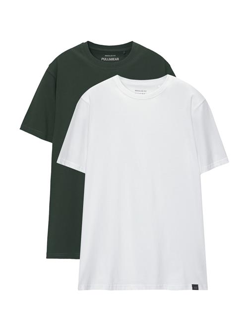 Se Pull&Bear Bluser & t-shirts  gran / hvid ved About You