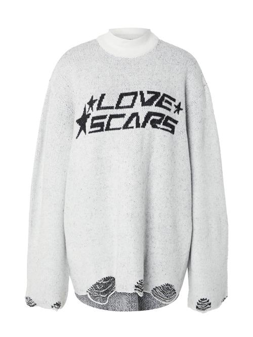 Se Love Scars Pullover i overstørrelse  sort / hvid / offwhite ved About You