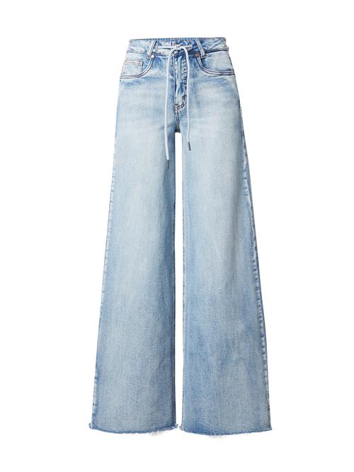 Se My Essential Wardrobe Jeans 'Dango'  lyseblå ved About You