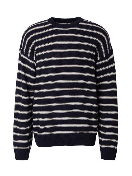 Se Trendyol Pullover  indigo / hvid ved About You