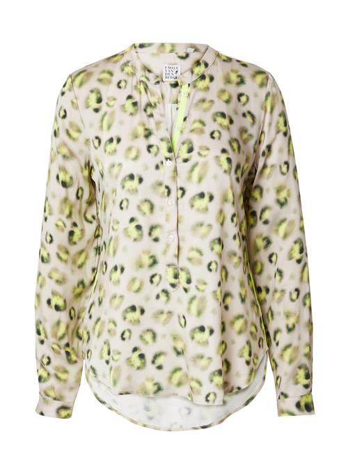 Se Emily Van Den Bergh Bluse  beige / lime / mørkegrøn ved About You