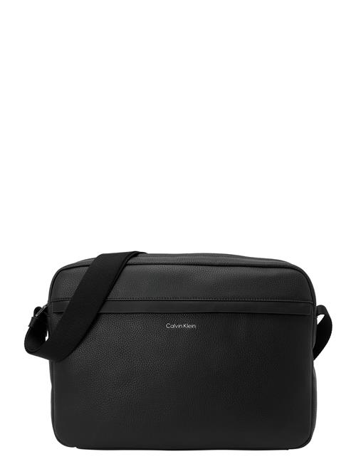 Calvin Klein Skuldertaske 'Must'  sort