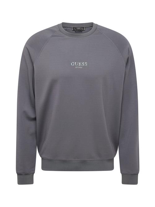 Se GUESS Sweatshirt  grå / mint / hvid ved About You